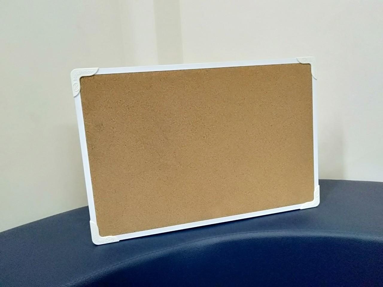 Bảng ghim bần 40x60cm