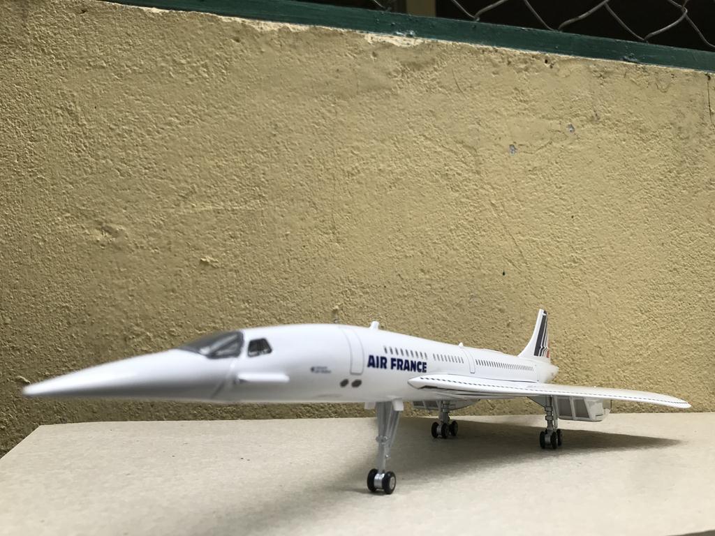 Mô hình máy bay siêu thanh concorde air france - 1:125