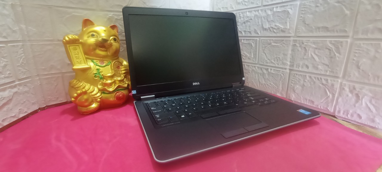 DELL Latitude 7440 Máy đẹp giá yêu - i5-4th/8G/SSD128/HD