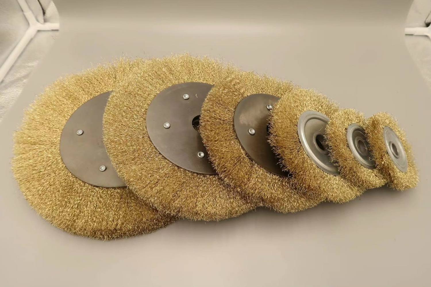 Bánh cước,bát thép,chổi đánh gỉ,lưỡi mài chà đánh gỉ sắt 1 tấc,1 tấc 2,1 tấc 5,2 tấc
