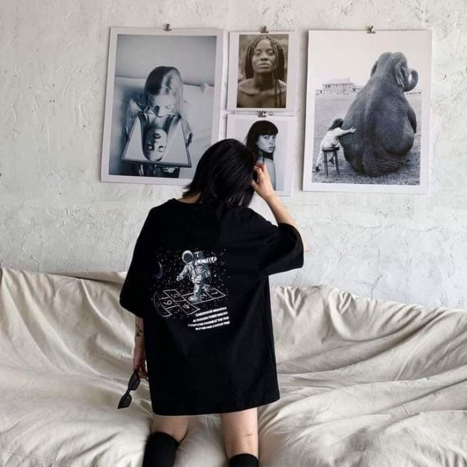 Áo thun vũ trụ form rộng unisex