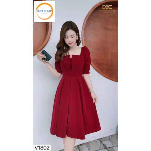 Đầm xoè chân dập ly cúp ngực tay lỡ