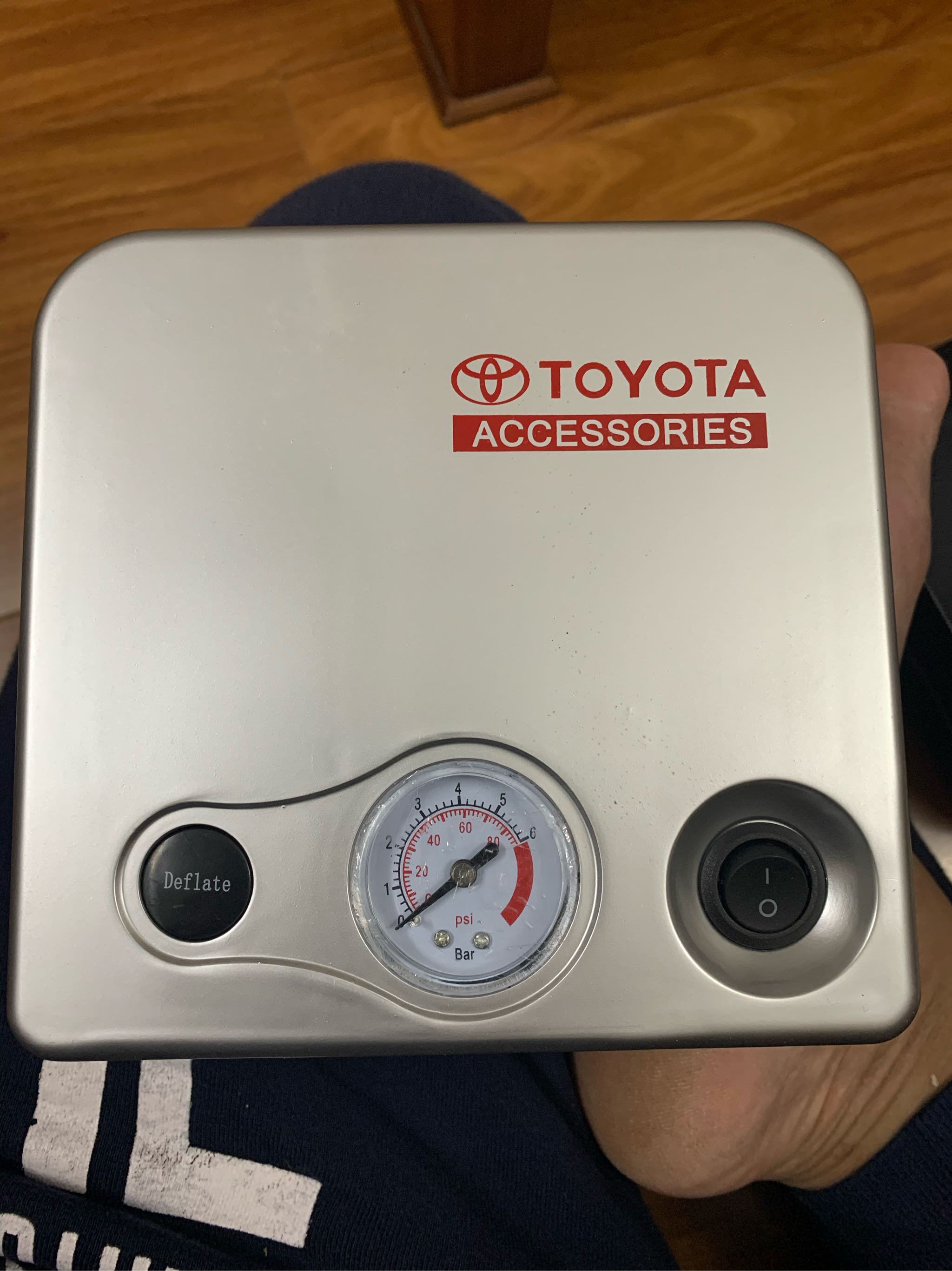 Máy bơm lốp xe ô tô Toyota Cao Cấp Hàng sản xuất ủy quyền chính hãng - Bảo Hành 12 Tháng Đổi Mới