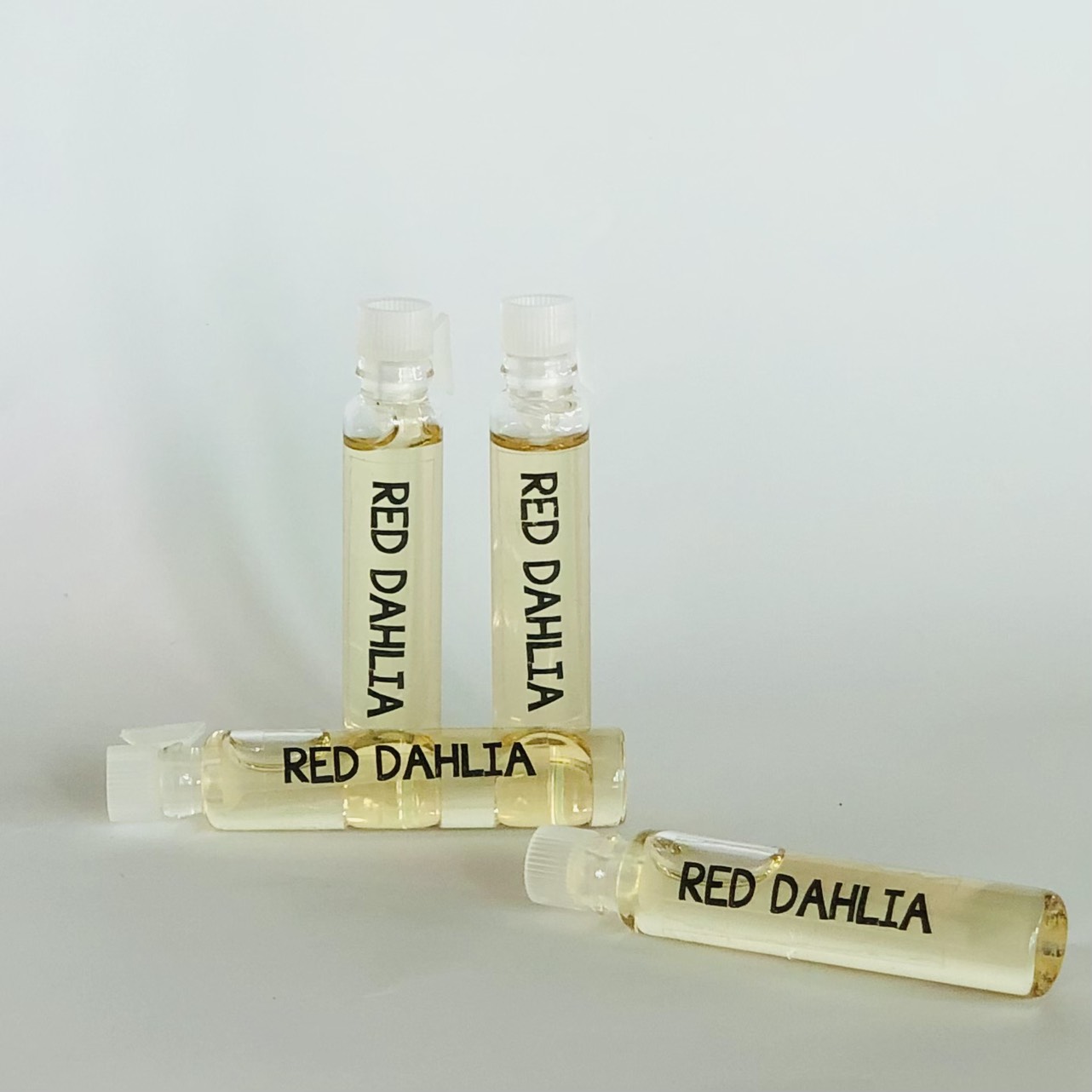 [Mẫu dùng thử] Nước hoa nữ RED DAHLIA yêu ngay từ cái lăn đầu tiên 2ml siêu thơm dùnglâu