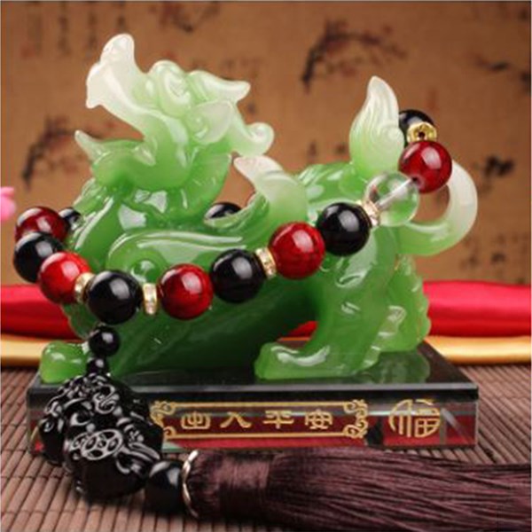 Tượng kỳ lân phong thủy để taplo ô tô - tượng nước hoa kỳ lân may mắn (tặng kèm lọ tinh dầu