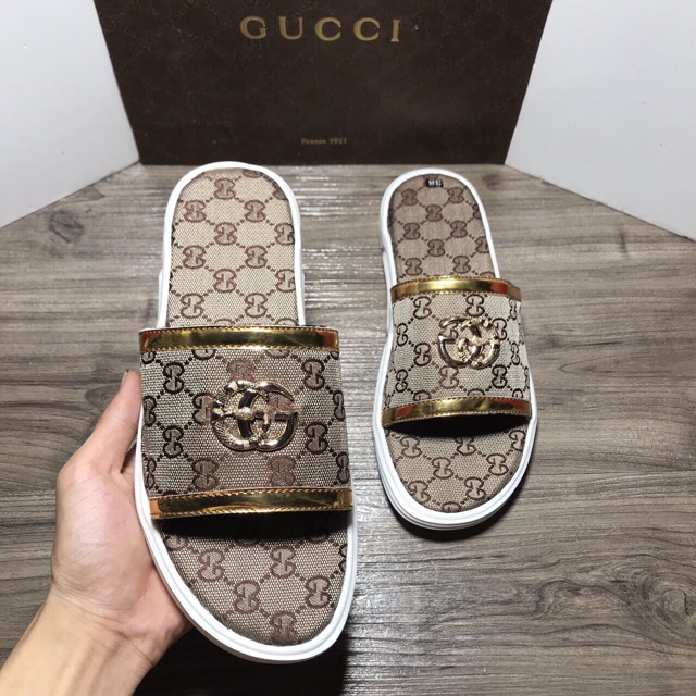 Dép quai ngang GG nam vàng mới