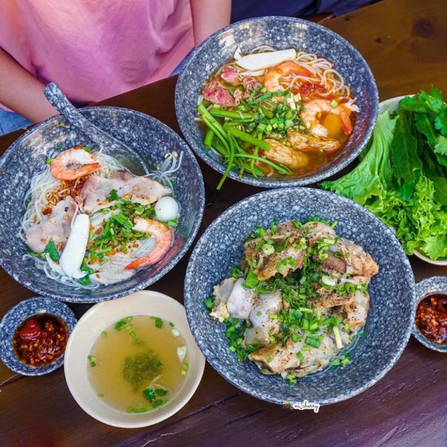 Bộ 10 tô phở,bún xoăn nhựa Melamine vân đá đen nhiều Size