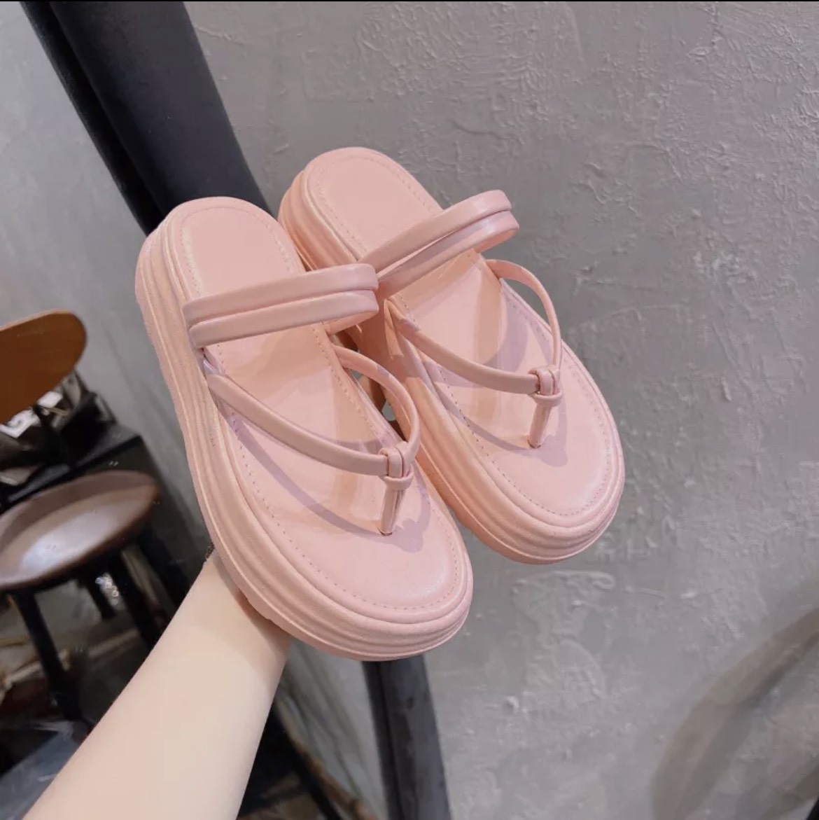 Dép bánh mì 4p mã m23 quay độn mút siêu hot.