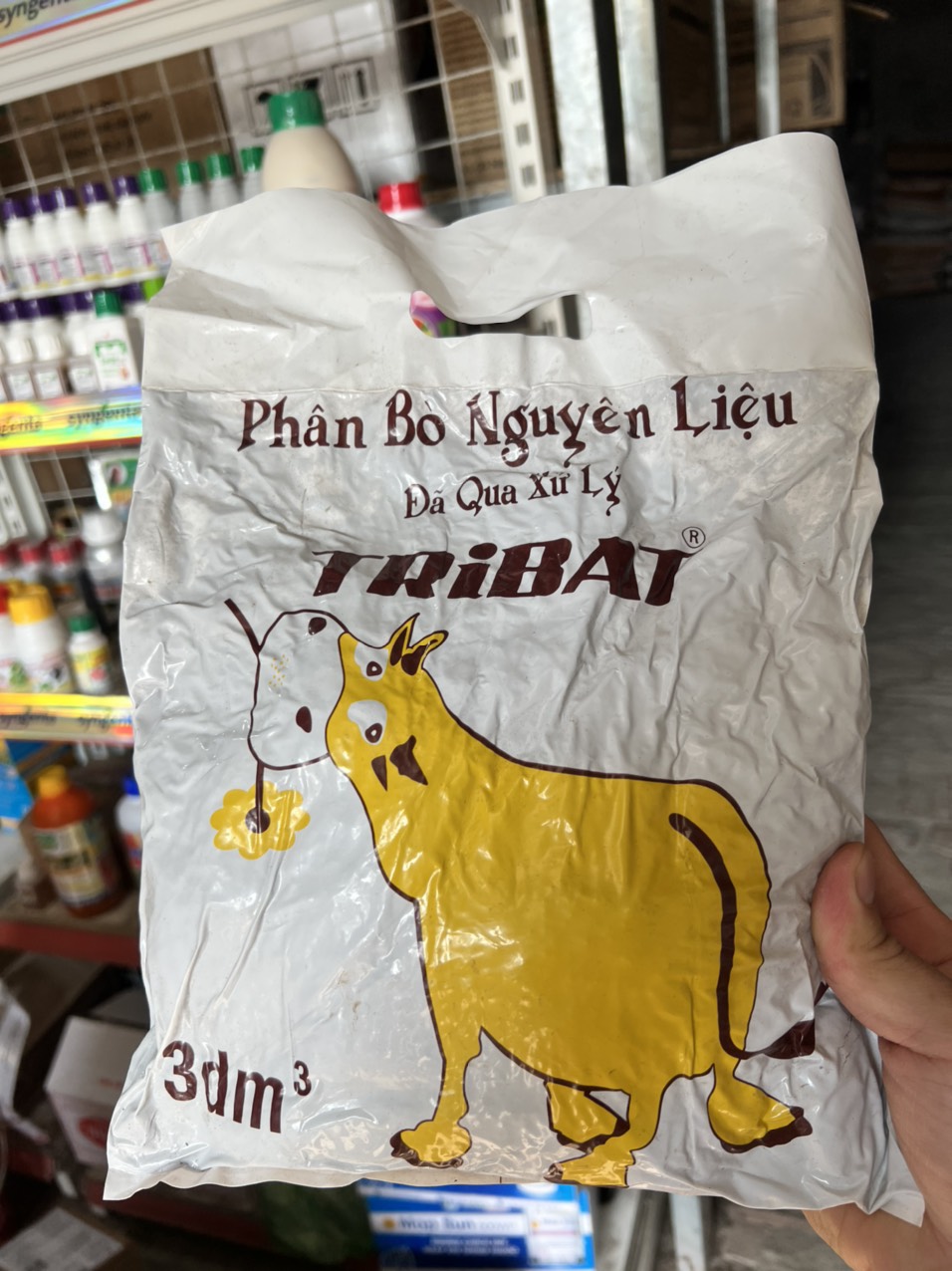 Phân bò khô nguyên chất 3dm đã qua xử lý