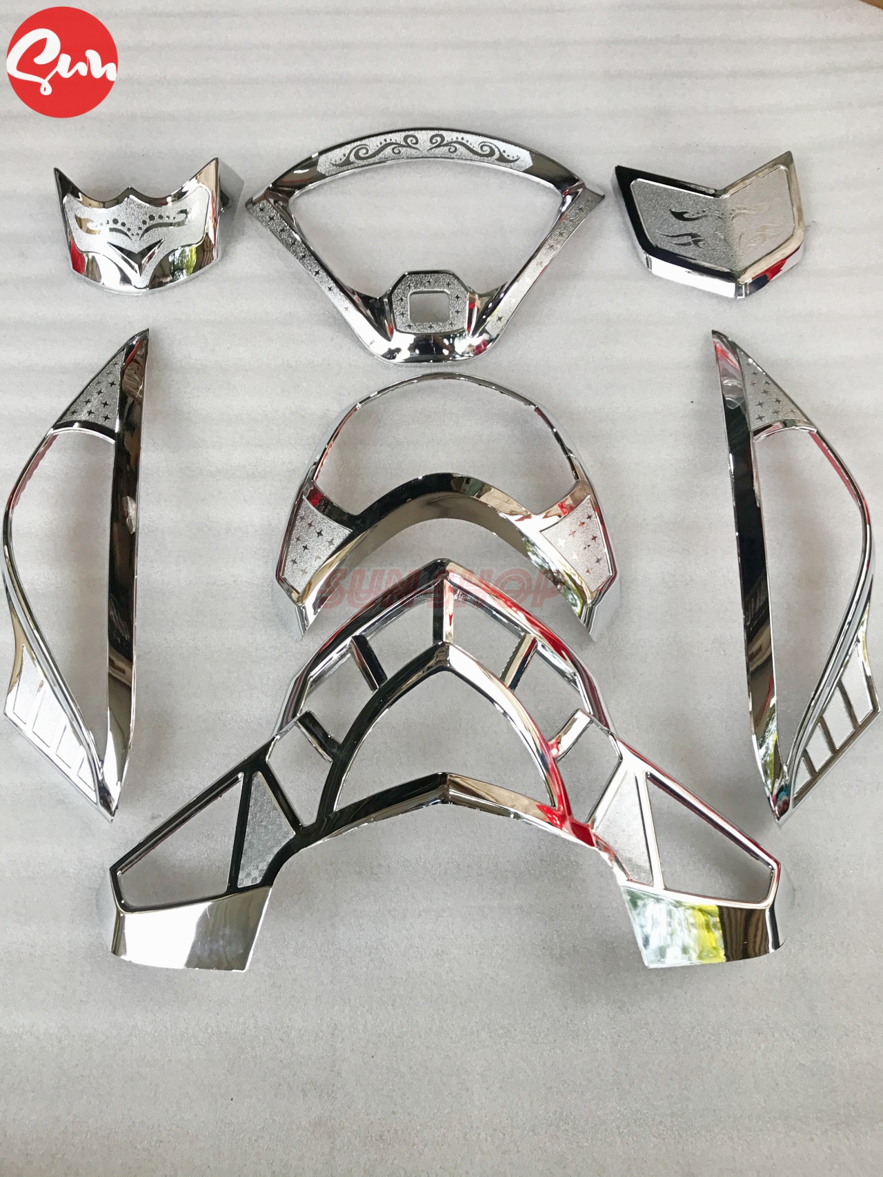 BỘ 7 MÓN ỐP NHỰA XI VISON 2014 - 2020 SÁNG BÓNG, VỪA ĐỦ CHO XE, TĂNG THẢM MỸ VÀ BẢO VỆ BỘ ĐỒ ZIN MÀ KHÔNG HẠI XE