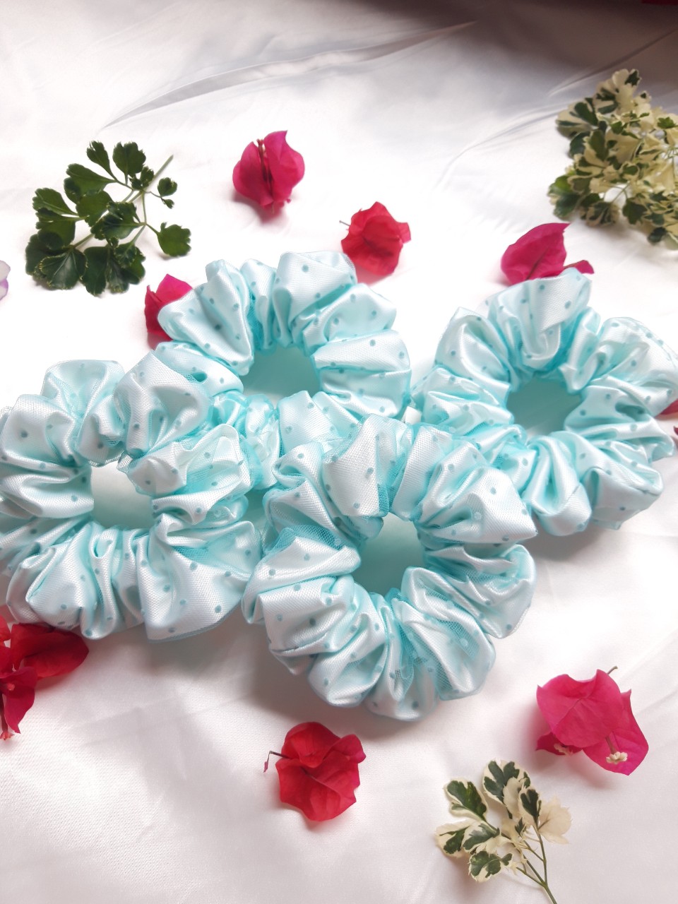 Cột tóc Scrunchies Hai Lớp von cao cấp.