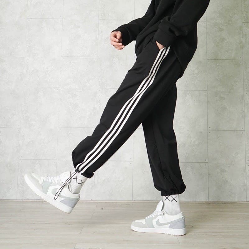 Quần Jogger Nam Nữ 3 Sọc Form Ống Rộng Để Suông Hoặc Rút Dây Bo Gấu Vải Mịn Mềm Mát Quần Joker, Joger