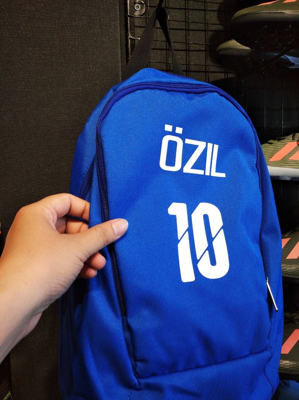 Balo Thể Thao Ozil 10 , Có Ngăn đựng giày