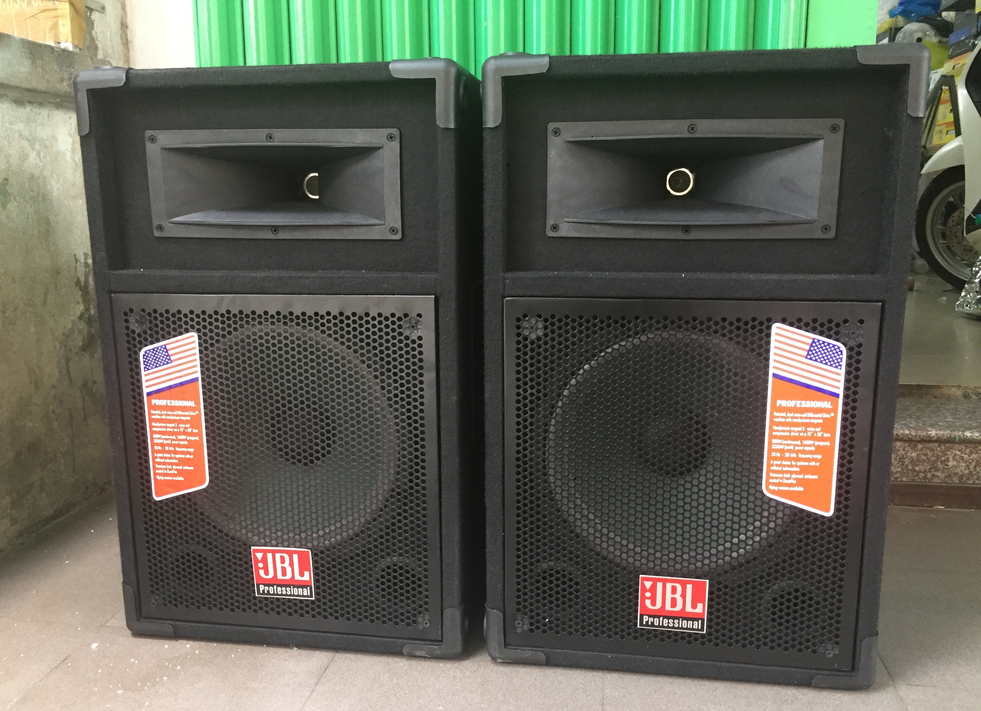 CẶP LOA SÂN KHẤU BASS TỐT - CHƠI NHẠC SÓNG