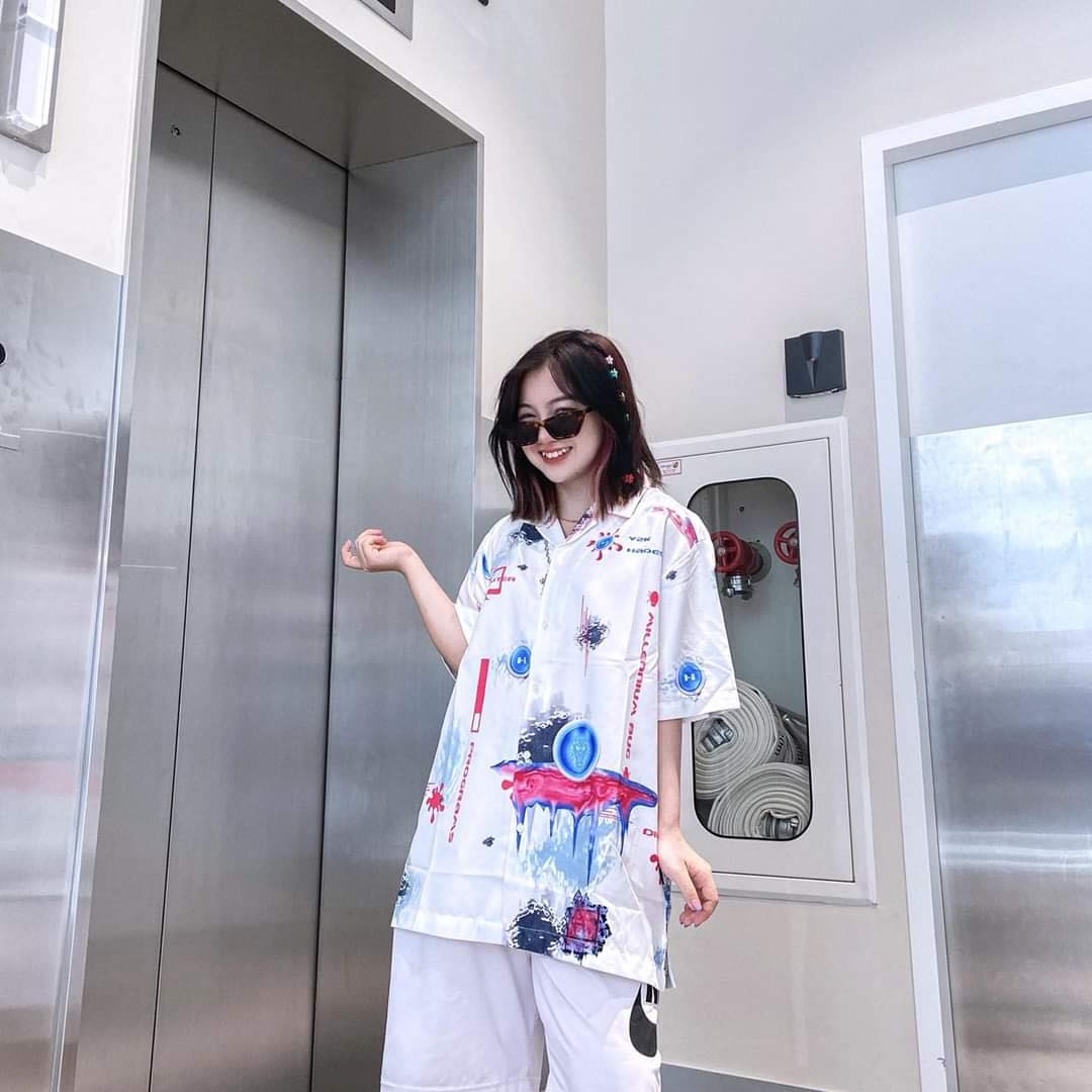 [HCM]Áo sơ mi form rộng nam nữ mặc được in chữ Y2K HADES