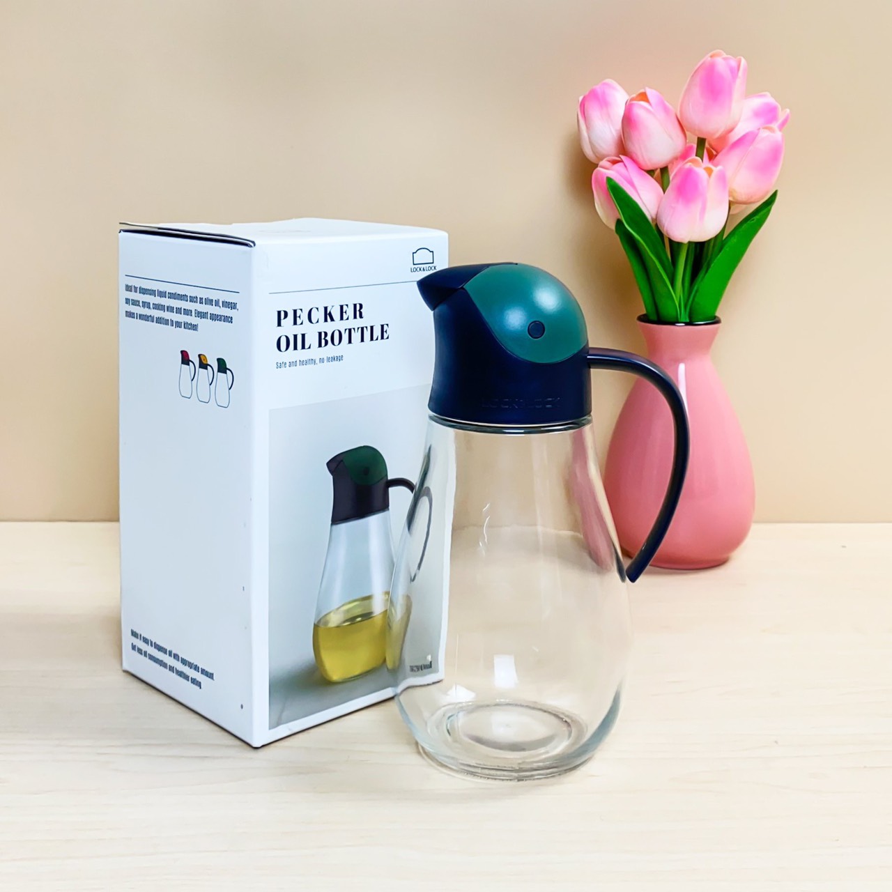 Bình rót dầu nắp mở tự động locknlock dung tích 550ml cko201