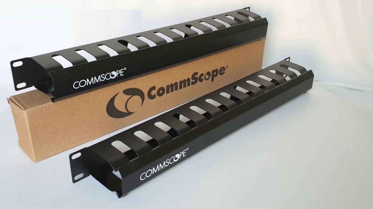 Thanh quản lý cáp mạng Commscope 19"-1U