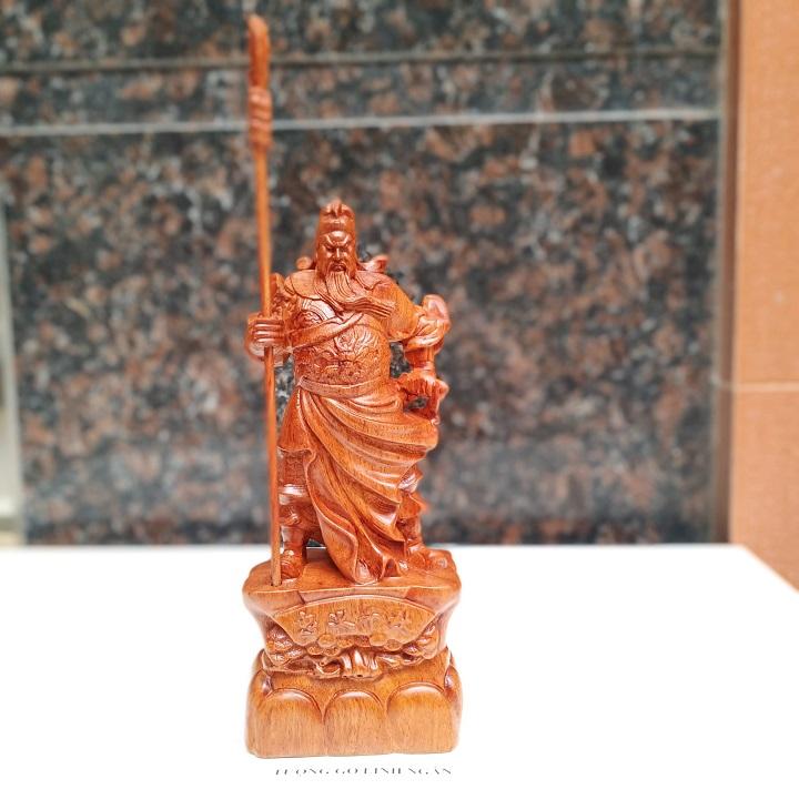 Tượng Quan vân trường gỗ hương cao 20 cm