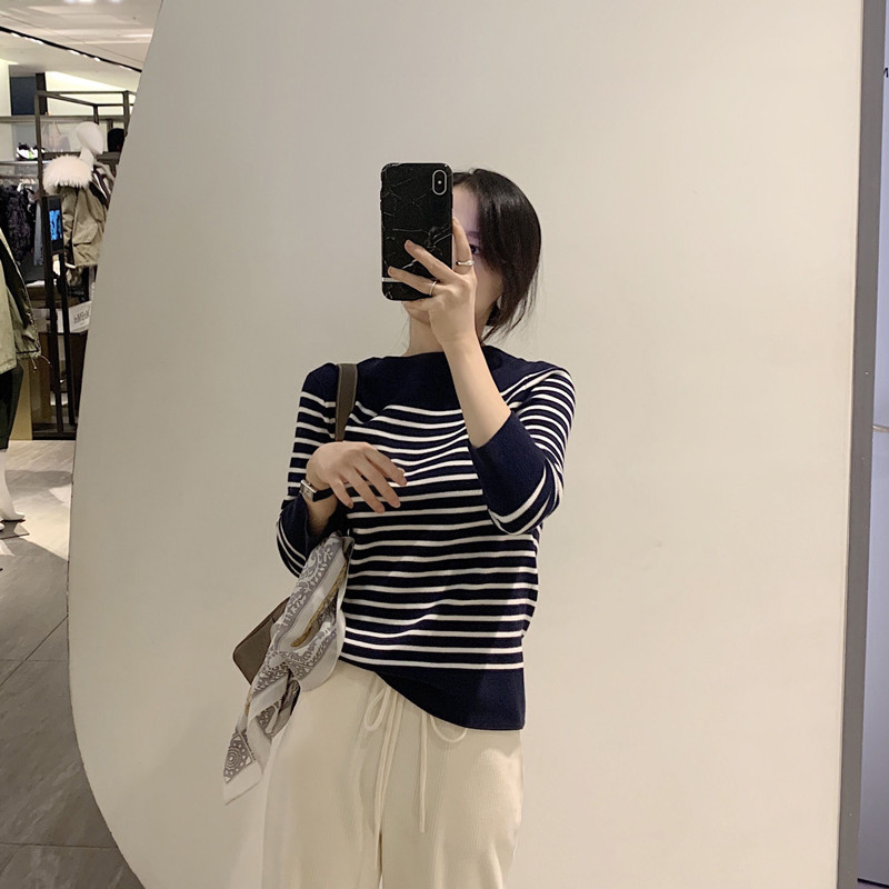 MS408 Áo len nữ kẻ ngang nhẹ nhàng Hàn Quốc