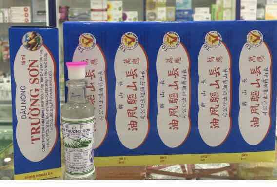 LỐC 10 CHAI DẦU NÓNG TRƯỜNG SƠN (chai 10ml)