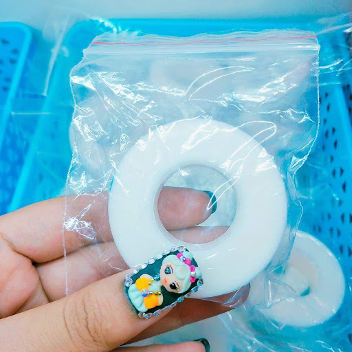 Băng keo lụa nối mi (1 cuộn)