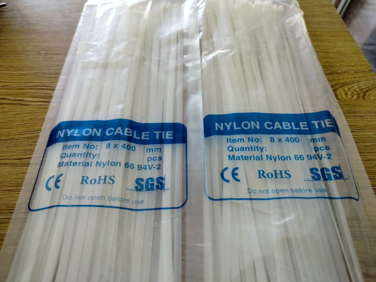 Dây rút nhựa 8x400mm - 70 sợi trong 1 bịch
