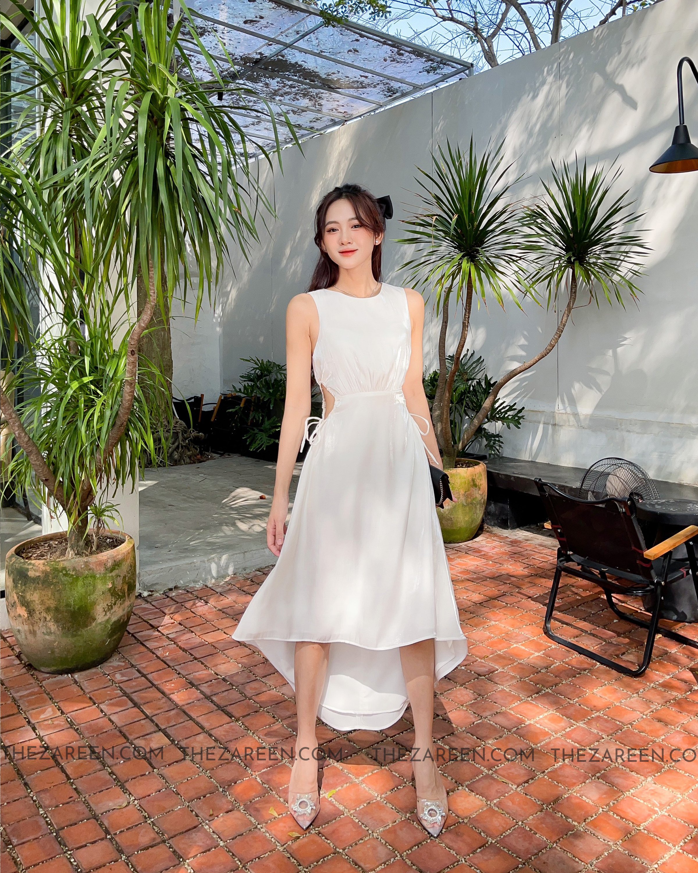 Zareen | đầm dài khoét eo dax57 - trắng