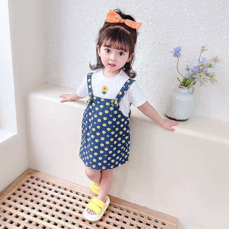 Sét yếm hoa hai chi tiết cho bé gái từ 10-22kg