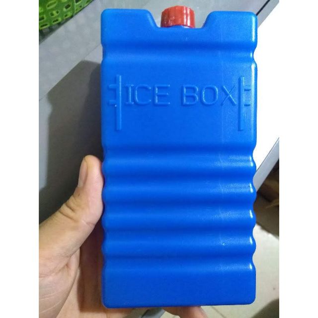 Hộp đá gel lạnh bỏ quạt hơi nước