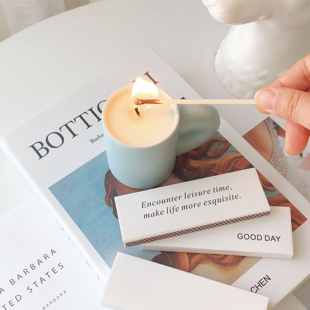 Diêm dài đốt nến thơm good day hộp giấy que dài 10cm tiện dụng - hd01