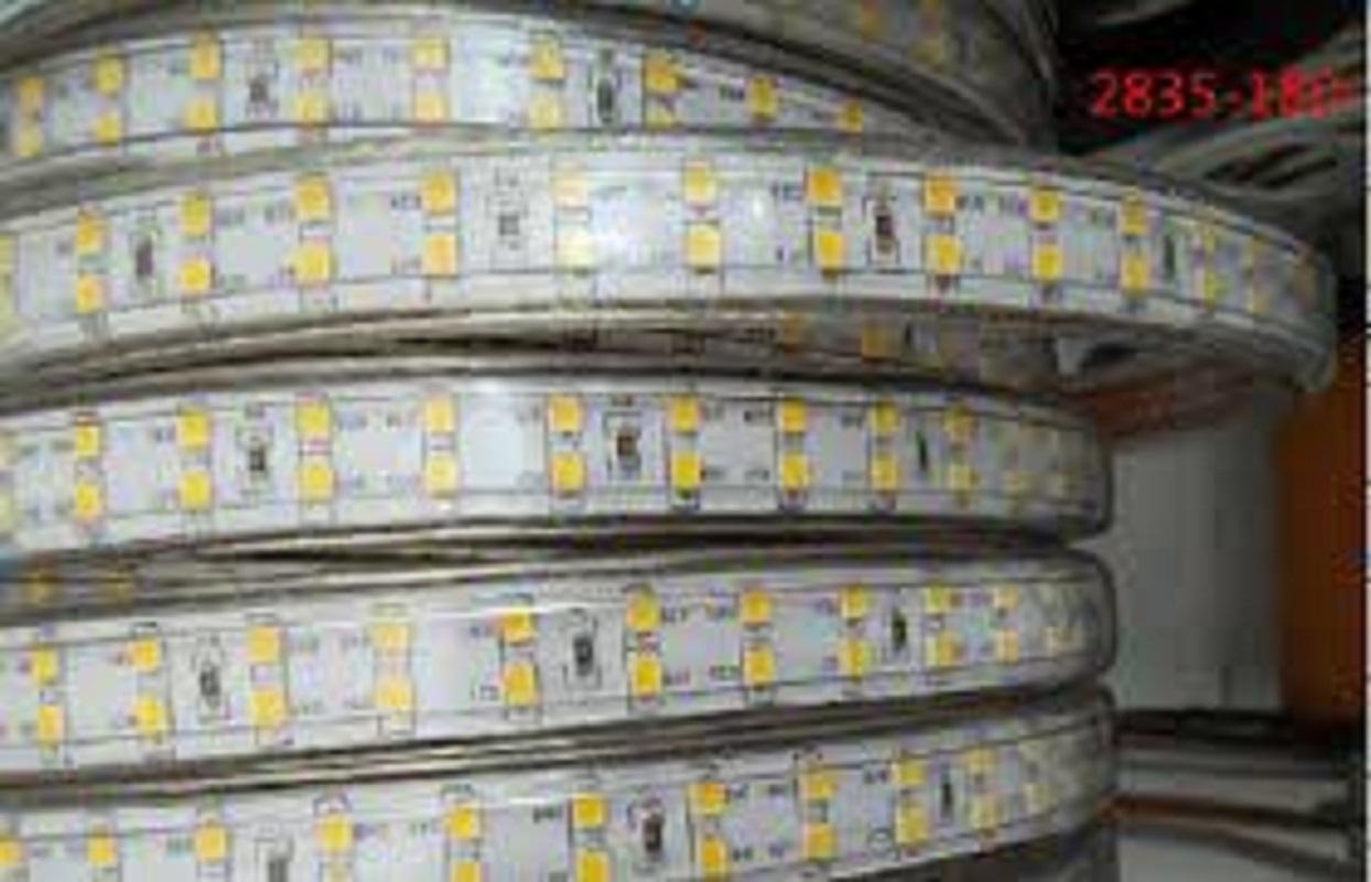 5m led dây 2835-2 hàng bóng led trắng - ip65 + dây nguồn 220v