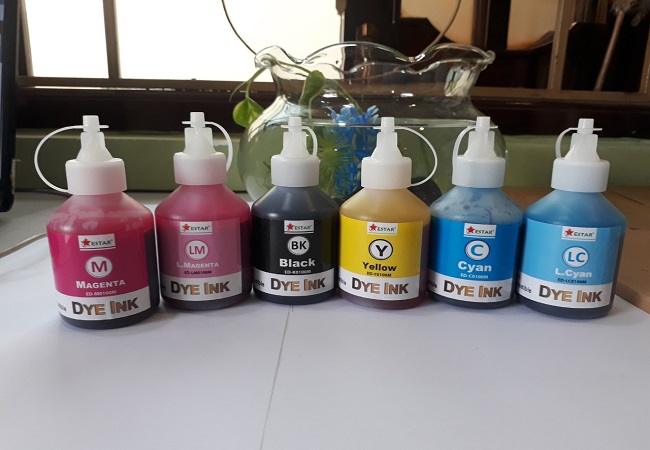 Bộ 6 màu mực đổ in phun Epson, mỗi bình 100ml: Xanh, Đỏ, Vàng, Đen, xanh light, đỏ light. Là chai, lọ mực nước Dye Ink dùng nạp, bơm vào bộ hệ thống ngoài máy in phun Epson