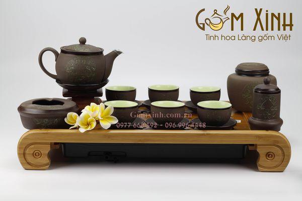 Bộ ấm trà gốm Bát Tràng trăng xanh dáng hồng kèm phụ kiện