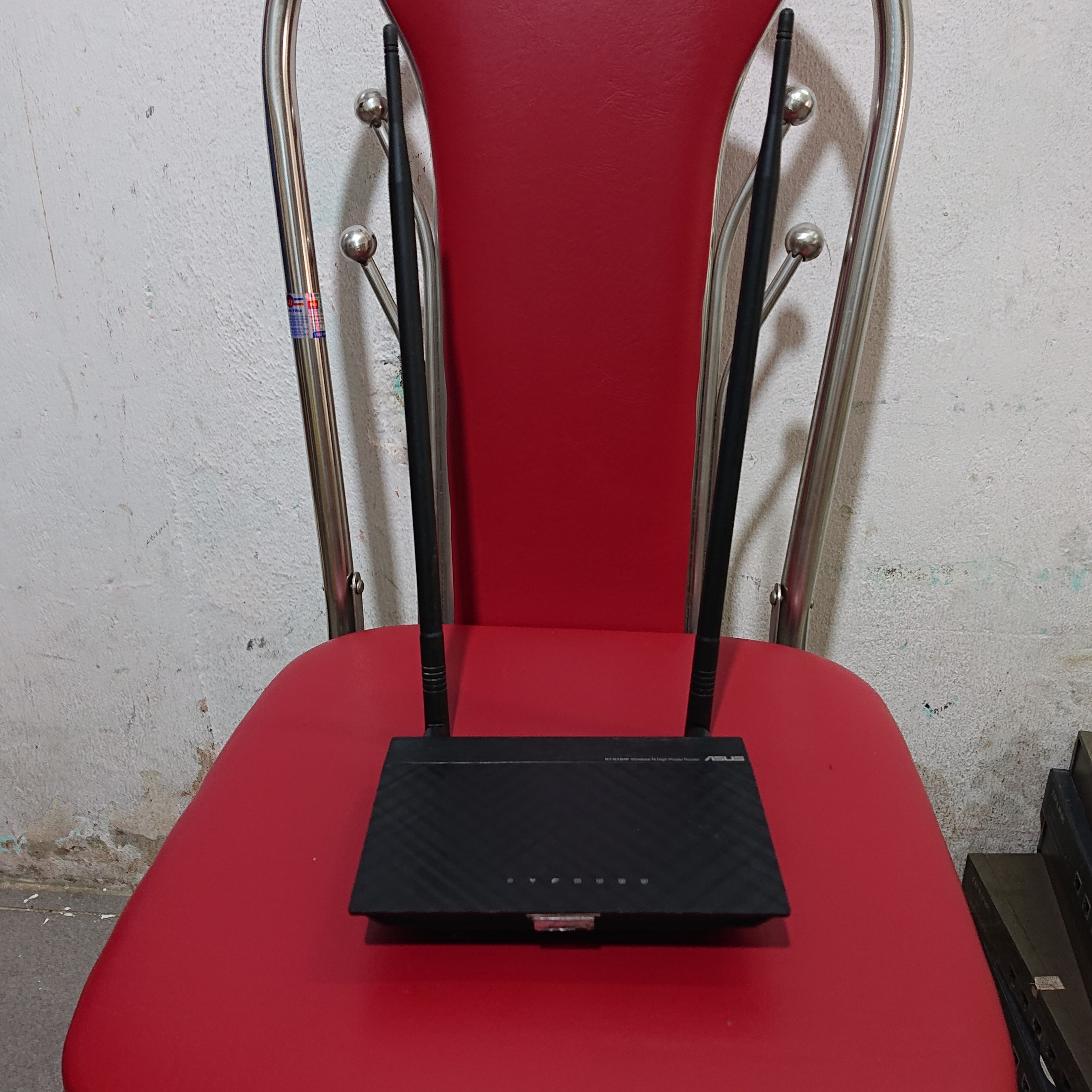 Bộ phát wifi Asus RT-N12HP công suất cao ( qua sử dụng )