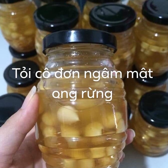 TỎI CÔ ĐƠN NGÂM MẬT ONG RỪNG (họp 2,2kg/650k )