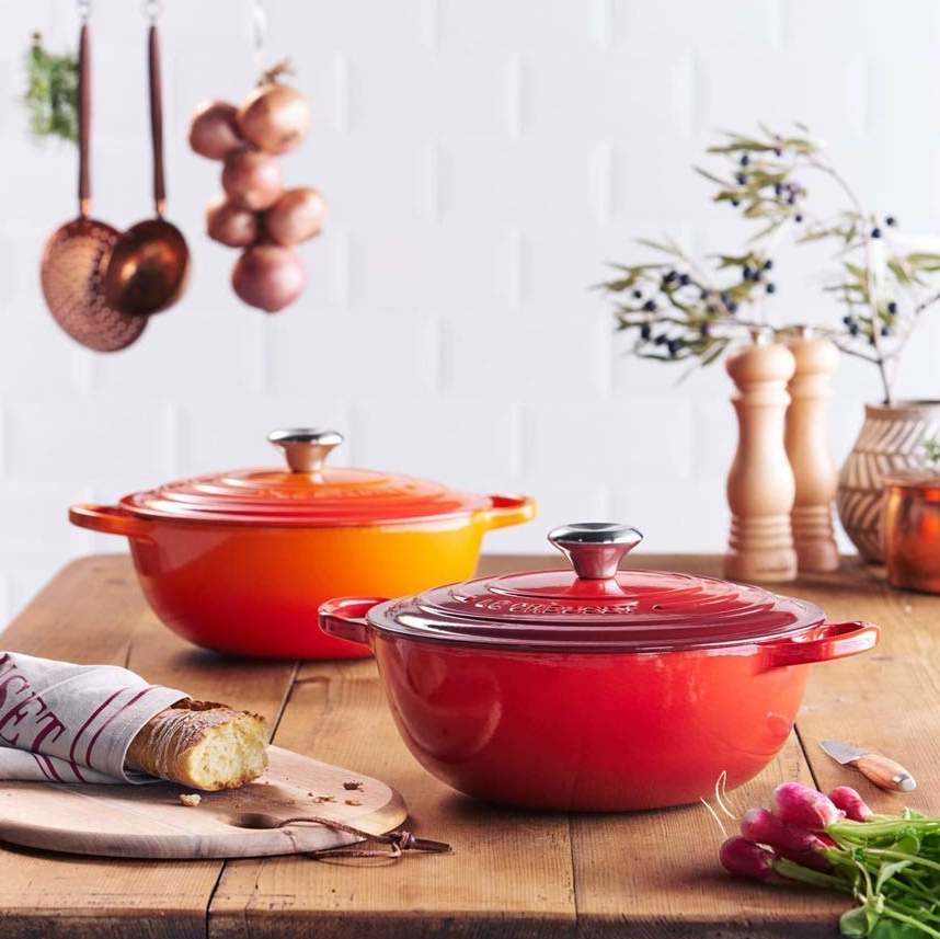 LE CREUSET France 26cm cast iron enamel pot black enamel frying fried fried mommy pot stewing fondue pot