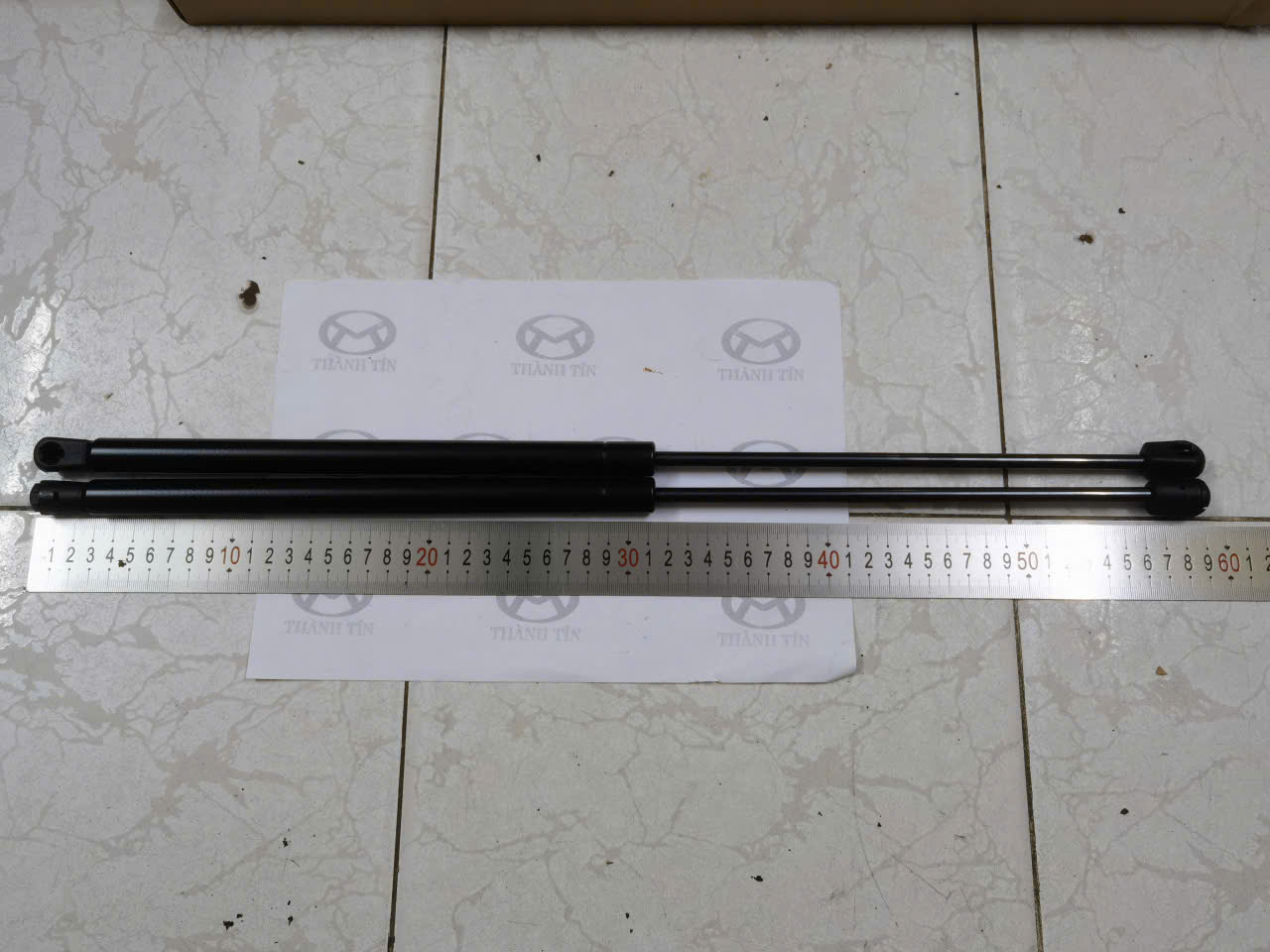 Ty chống cốp sau BMW X1 E84 2009-15