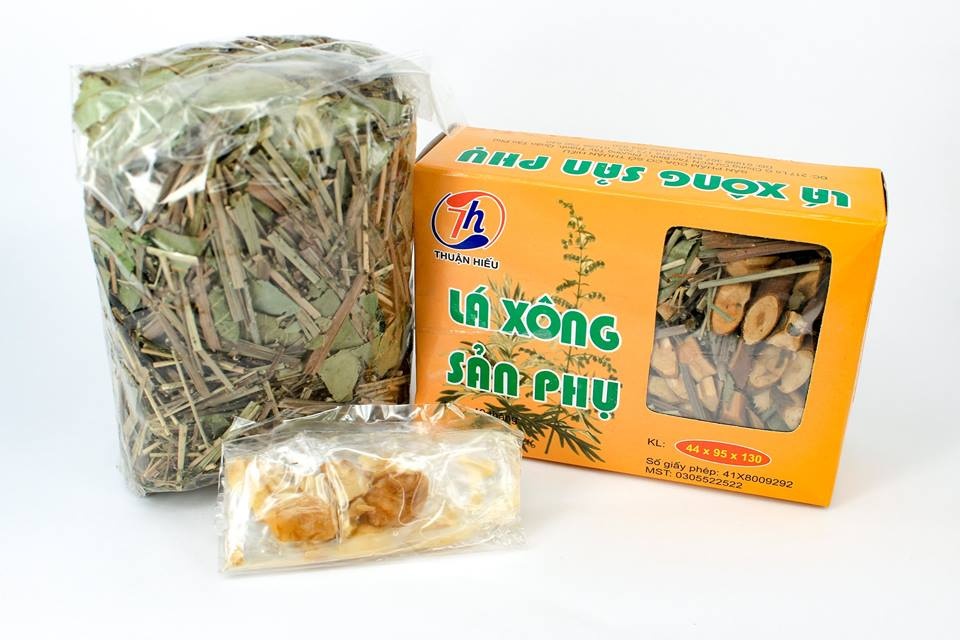 Lá xông sản phụ cho mẹ sau sinh