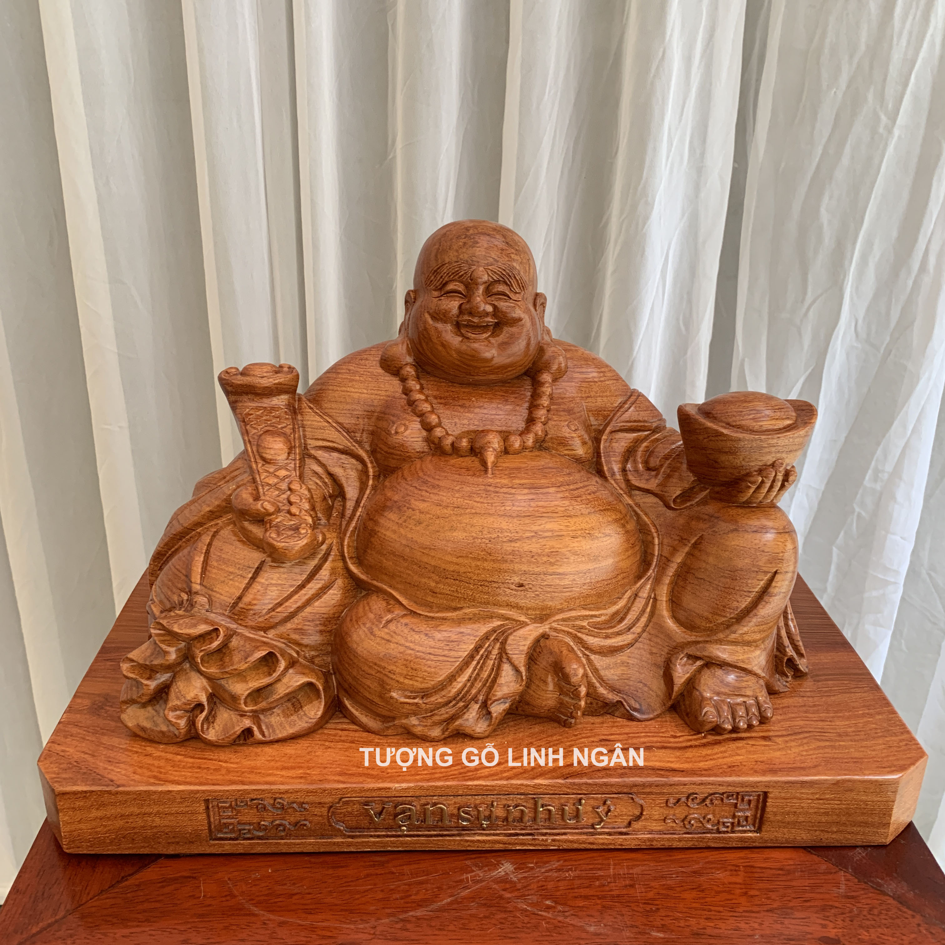 Tượng phật Di lặc gỗ hương (Ngang 40, cao 23, sâu 21 cm)