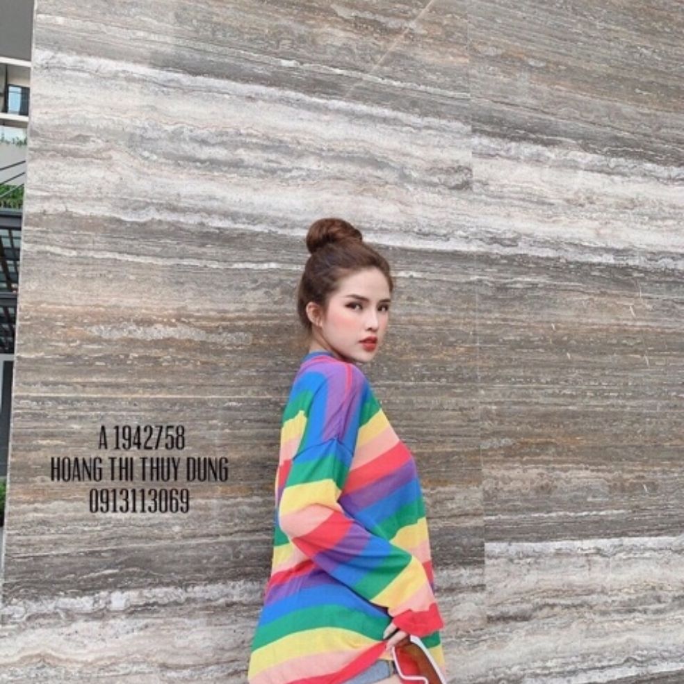 Áo thun len mỏng dáng rộng cổ tròn tay dài sọc cầu vồng