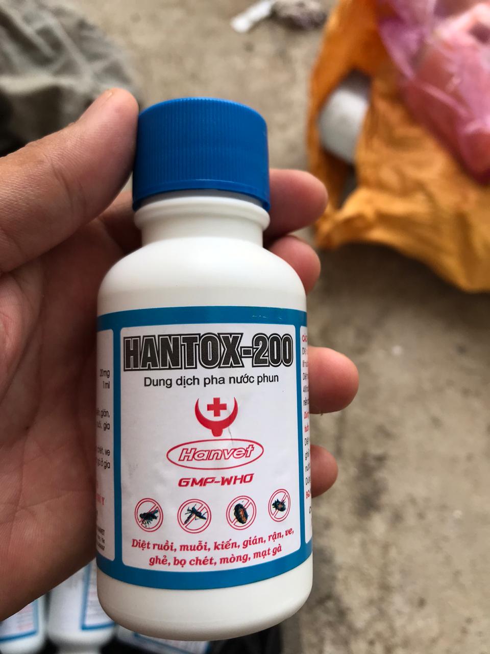 thuốc diệt mạc trên gà HANTOX 200 (DIỆT MUỖI, RUỒI,KIẾN, GIÁN, BỌ CHÉT, RẬN, MẠT GÀ,...)