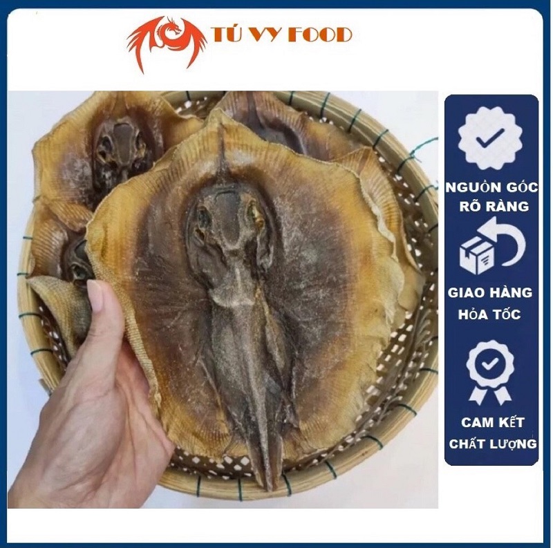 Khô cá đuối nẻ nguyên con chiên - nướng dùng kèm tương ớt ngon khỏi chê
