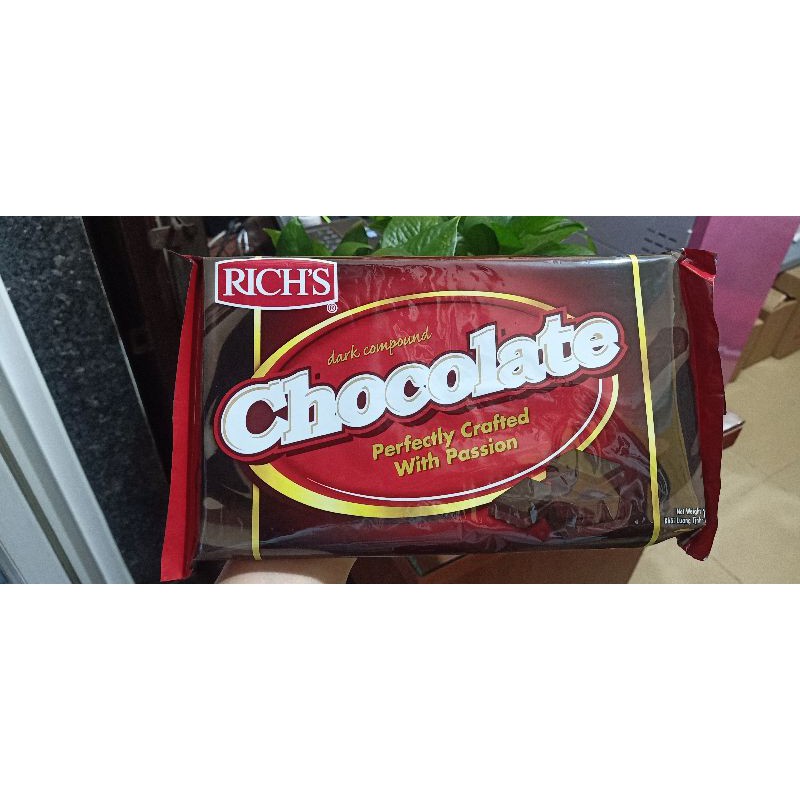 Chocolate dark compound 1 kg .