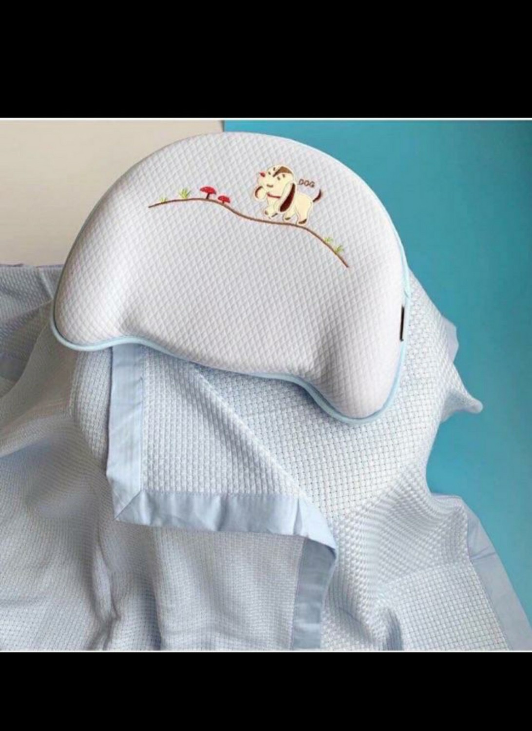 Gối cao su non chống méo, bẹt đầu cho bé sơ sinh hãng Baby moov