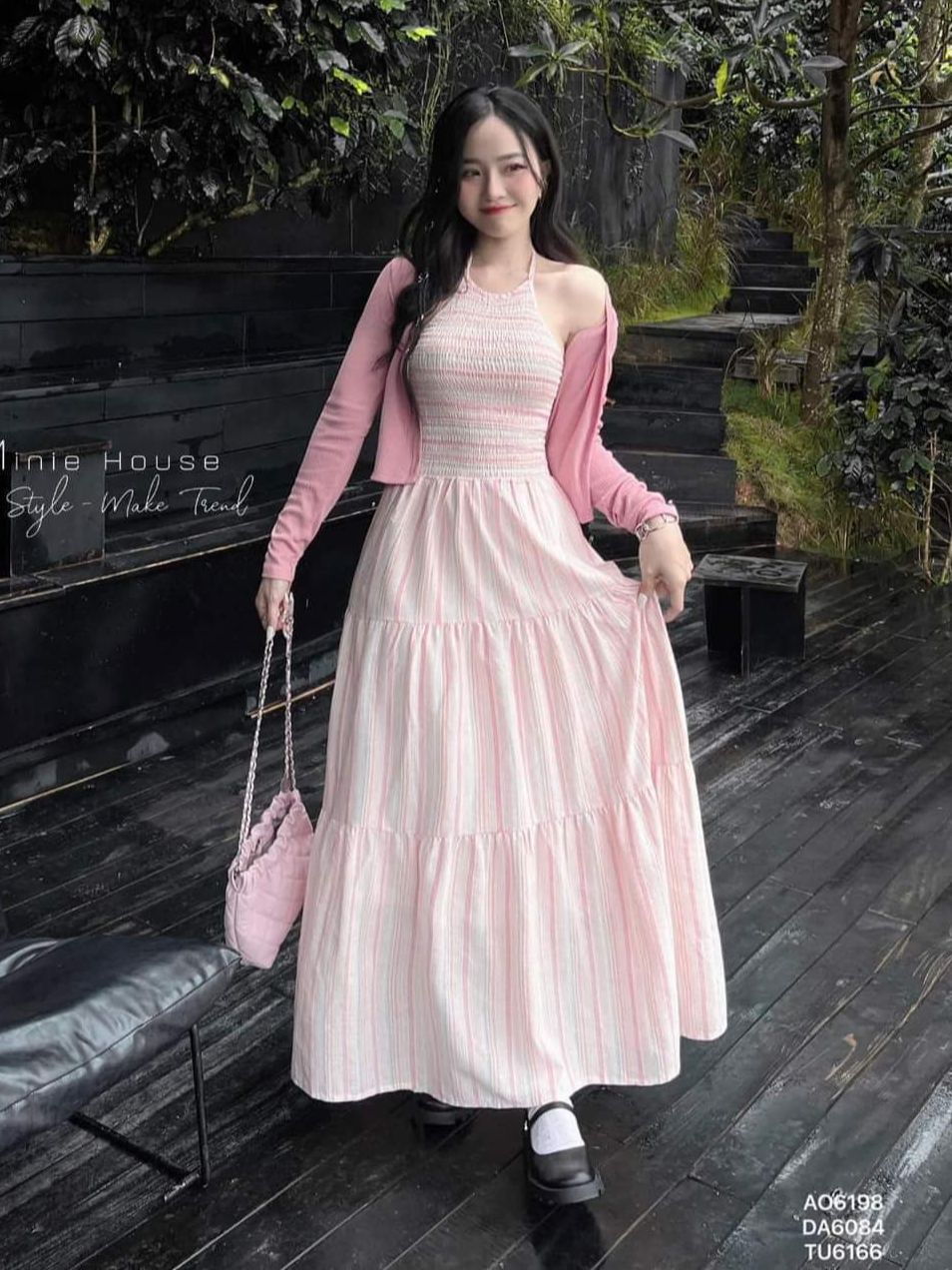 Váy Bầu Mùa Hè Cổ Yếm Amelia Dress  Chất Liệu Lụa Ngọc Trai Siêu Mát   LAMME