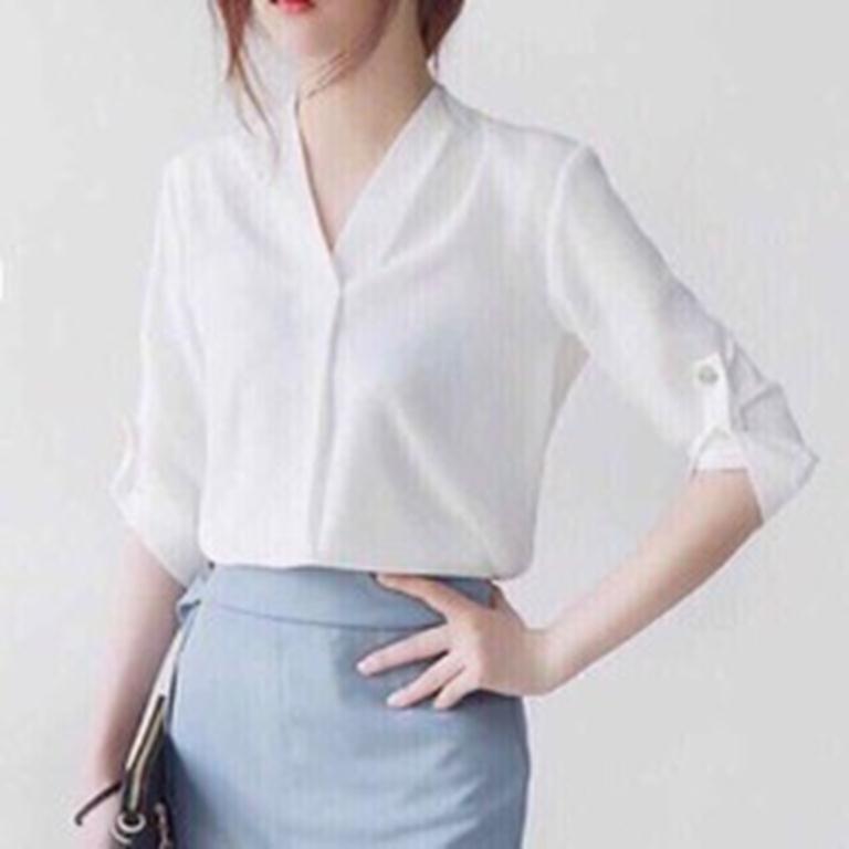 Áo cổ v 2 màu công sở