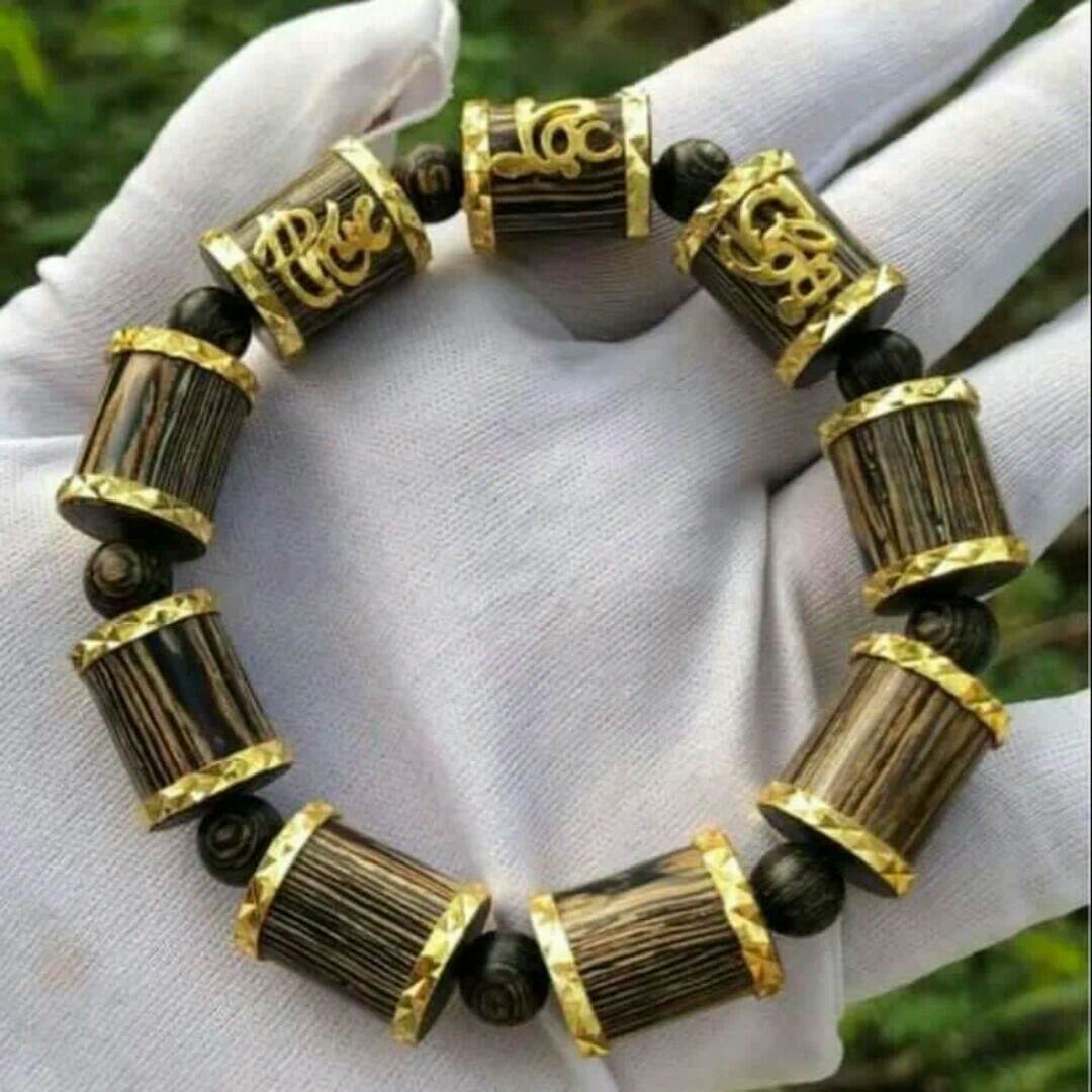 Vòng tay trầm hương sánh bọc vàng Non hai đầu phúc lộc thọ.trầm hương cao cấp.tặng hộp và dây dự phòng (miễn phí vận chuyển)