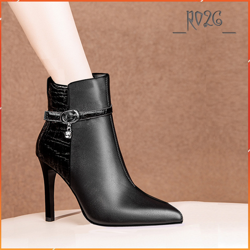 Giày boot bốt nữ cổ thấp 7 phân đẹp đế nhọn màu đen hàng hiệu rosata ro26