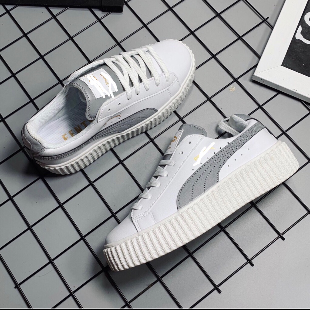 Giày nam vnxk giày sneaker nam pm viền trắng phản quang đen mới về, các sản phẩm shop đều đăng kèm ảnh shop chụp thật nhé, nên bạn kéo ảnh sau coi ảnh thật