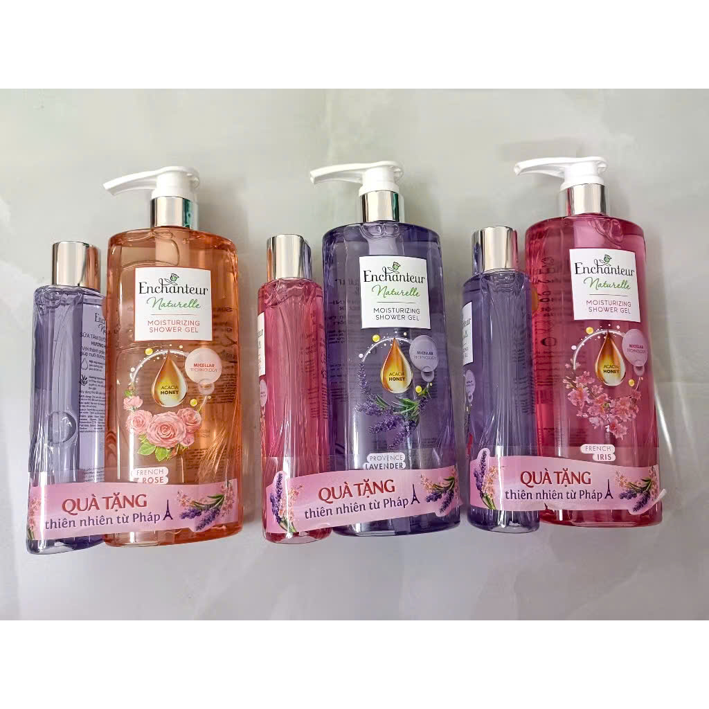 Sữa tắm Enchanteur Naturelle hương 510gr tặng chai 220g
